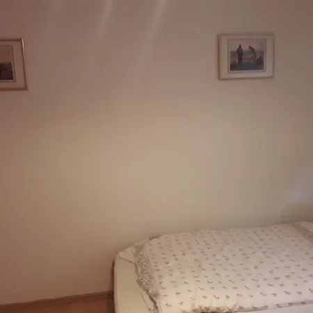 Apartament Eudora *